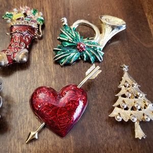 Vintage Christmas and Valentine’s Day Brooch